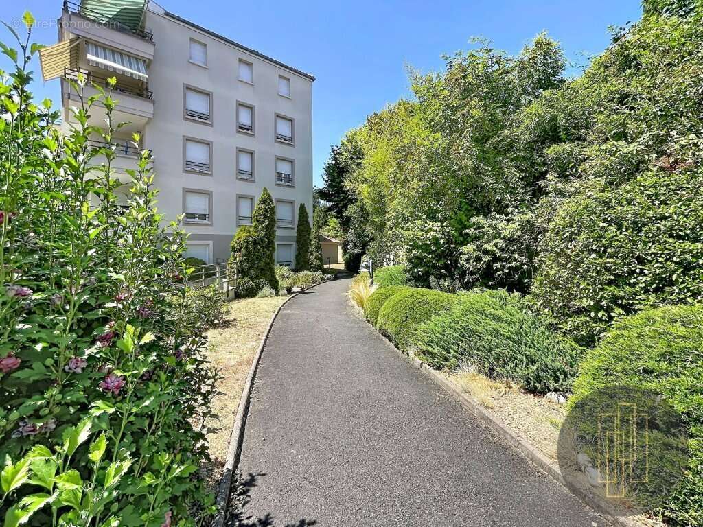 Appartement à VILLEFRANCHE-SUR-SAONE