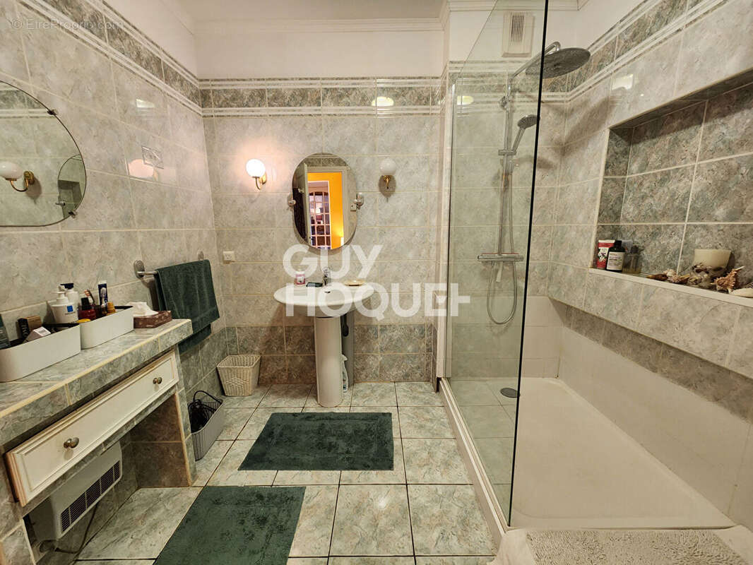 Maison à PLEUDIHEN-SUR-RANCE