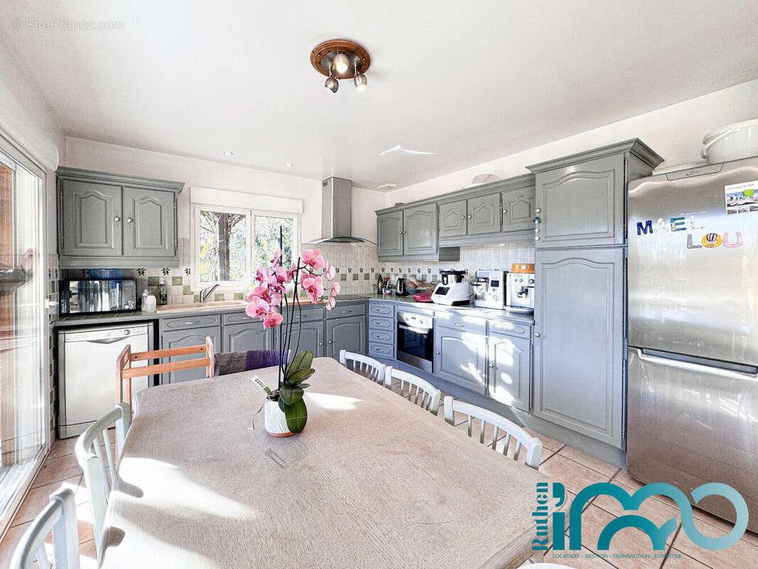 Maison à RIEUPEYROUX