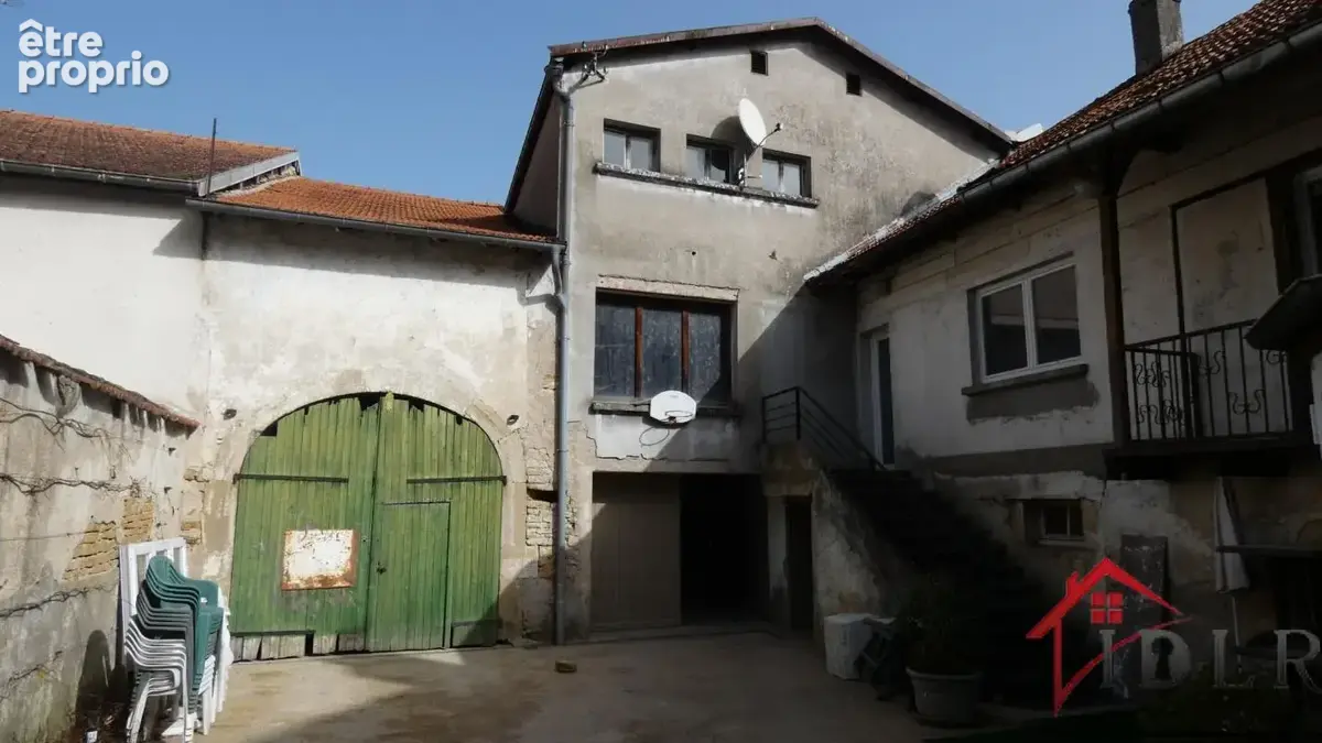 JUSSEY - Immeuble de rapport avec local commercial, 8 appart - photo 24