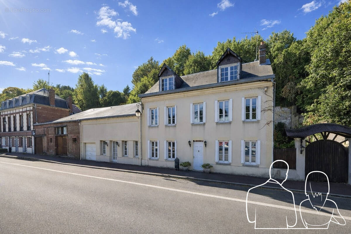 Maison à QUILLEBEUF-SUR-SEINE