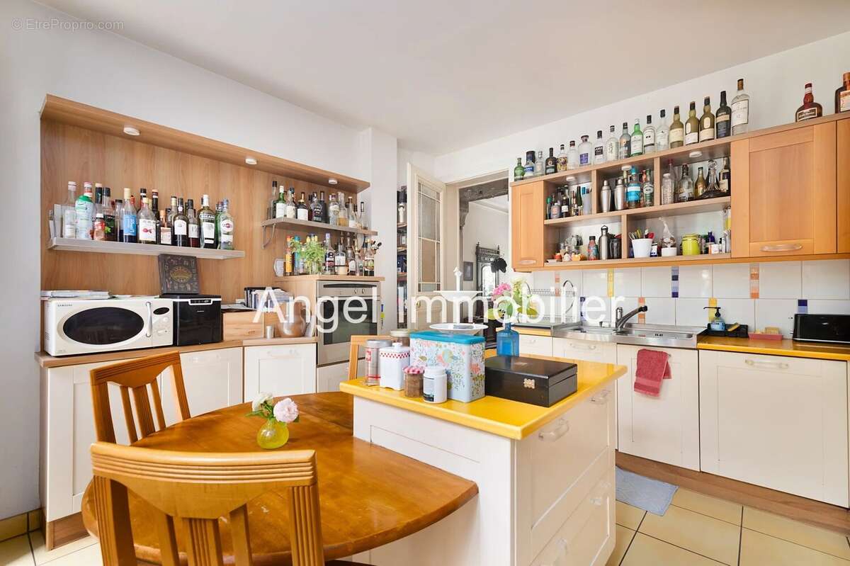 Maison à SAINT-MANDE