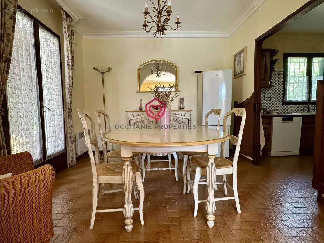 Jolie villa Provencale: 4 chambres, double garage, jardin et piscine – à 5 min du centre de Carcassonne - photo 9