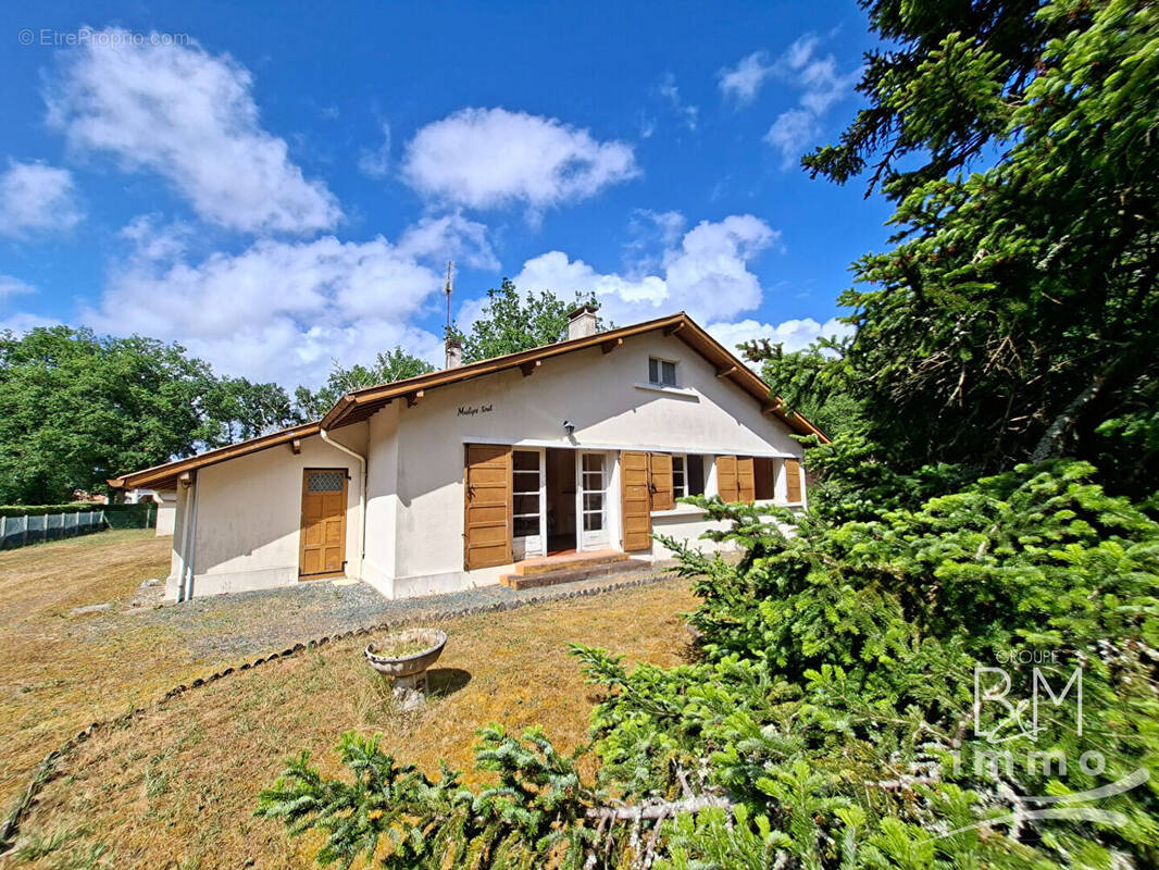 Maison à LEON