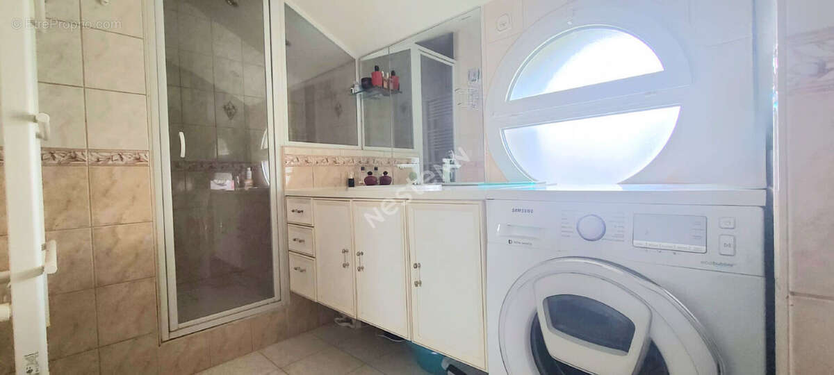 Appartement à LOUVRES