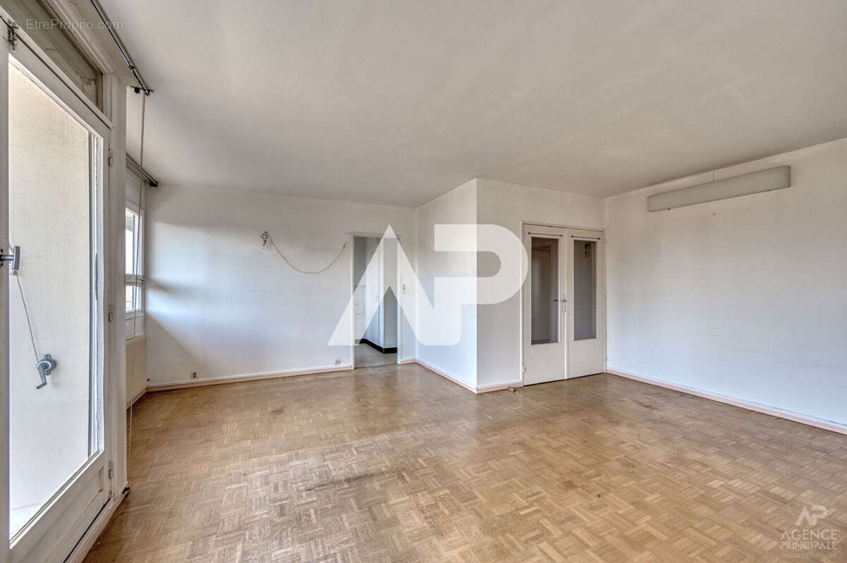 Appartement à RUEIL-MALMAISON