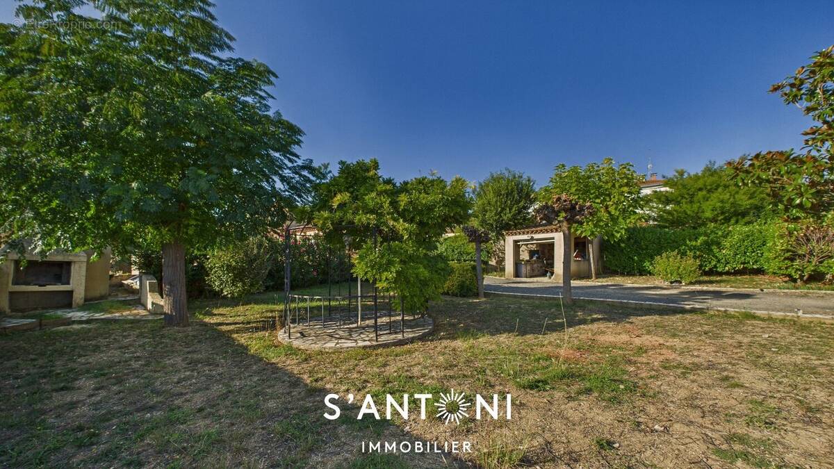 Maison à SERVIAN