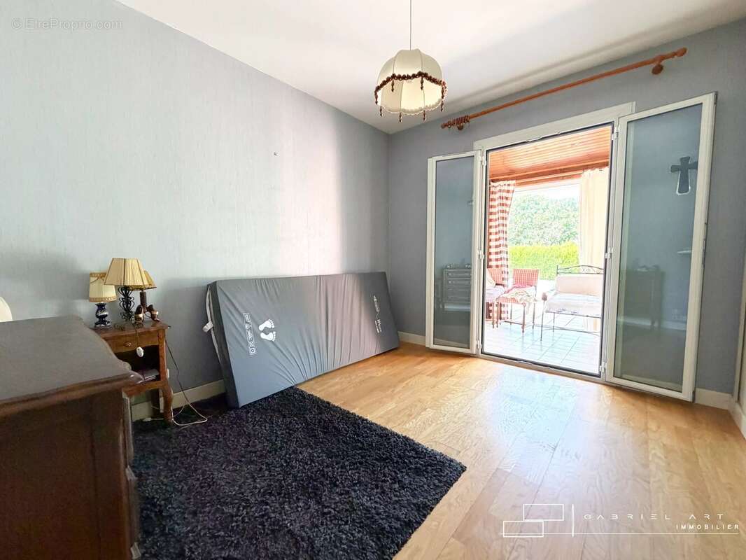 Maison 110 m² à Pavie  - photo 11