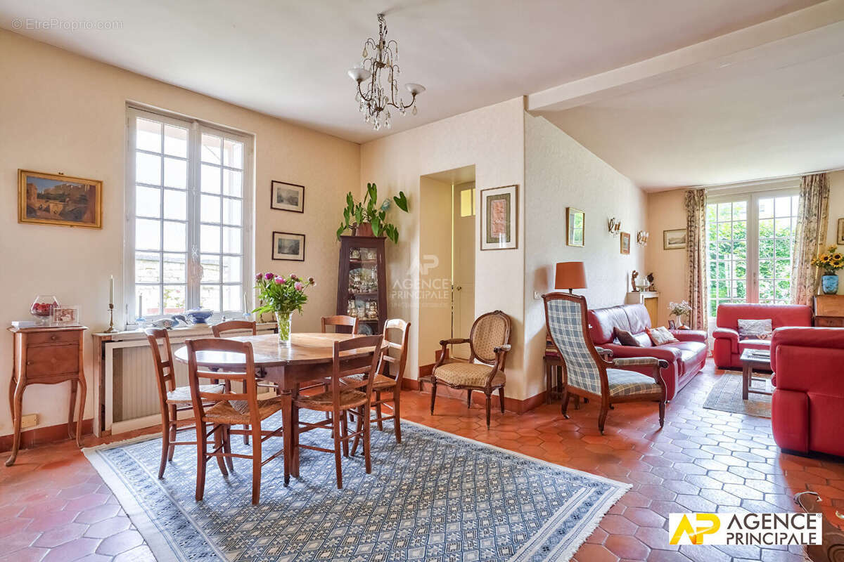 Maison à MAISONS-LAFFITTE