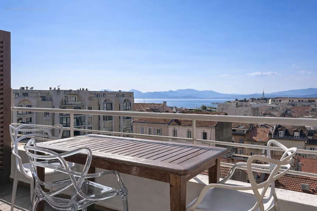 Appartement à CANNES