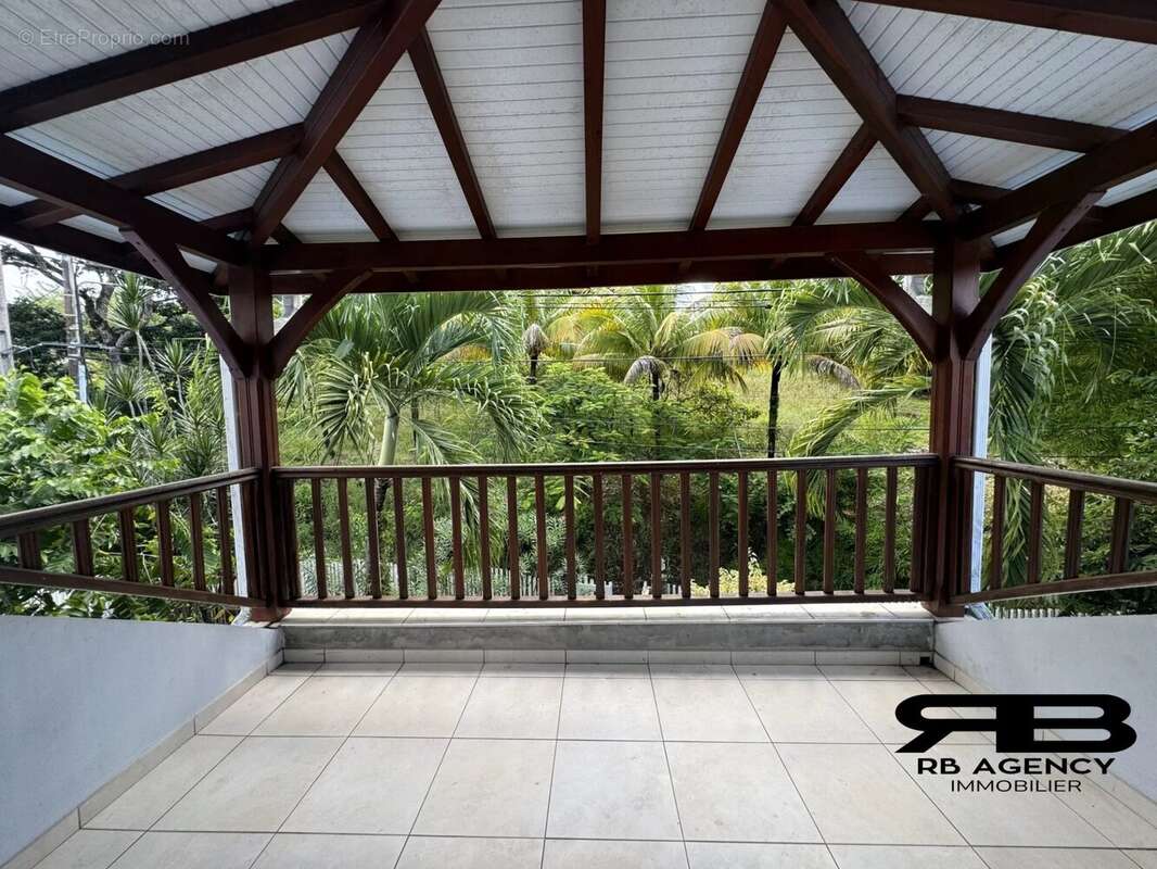 Appartement à DUCOS