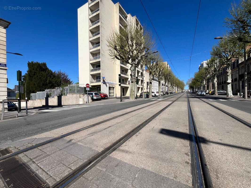 Commerce à ORLEANS