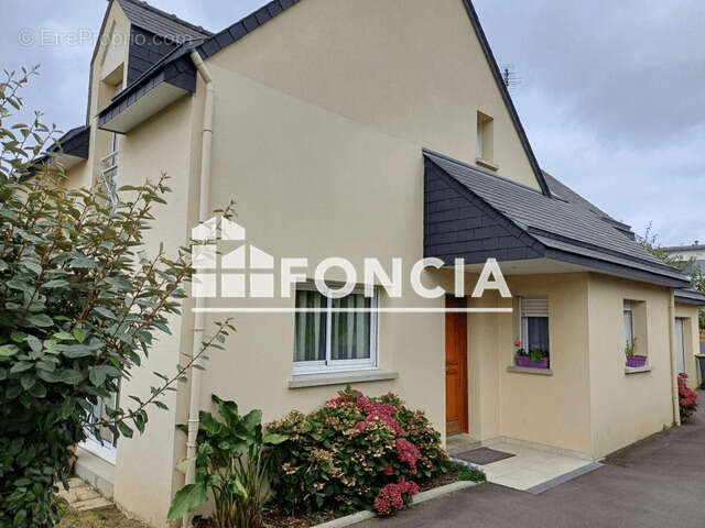 Maison à CHARTRES-DE-BRETAGNE