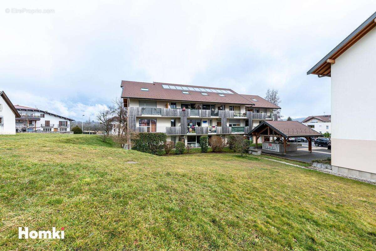 Appartement à CUVAT