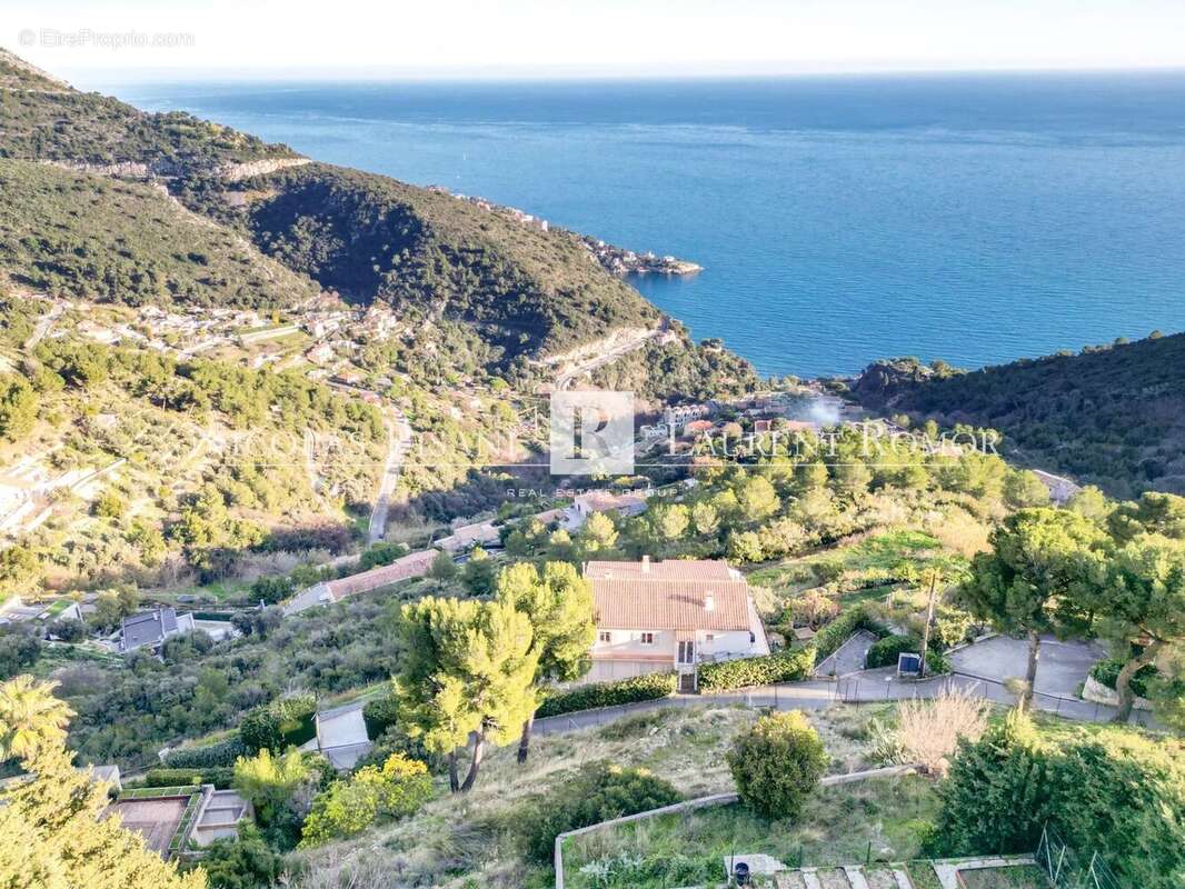 Terrain à EZE
