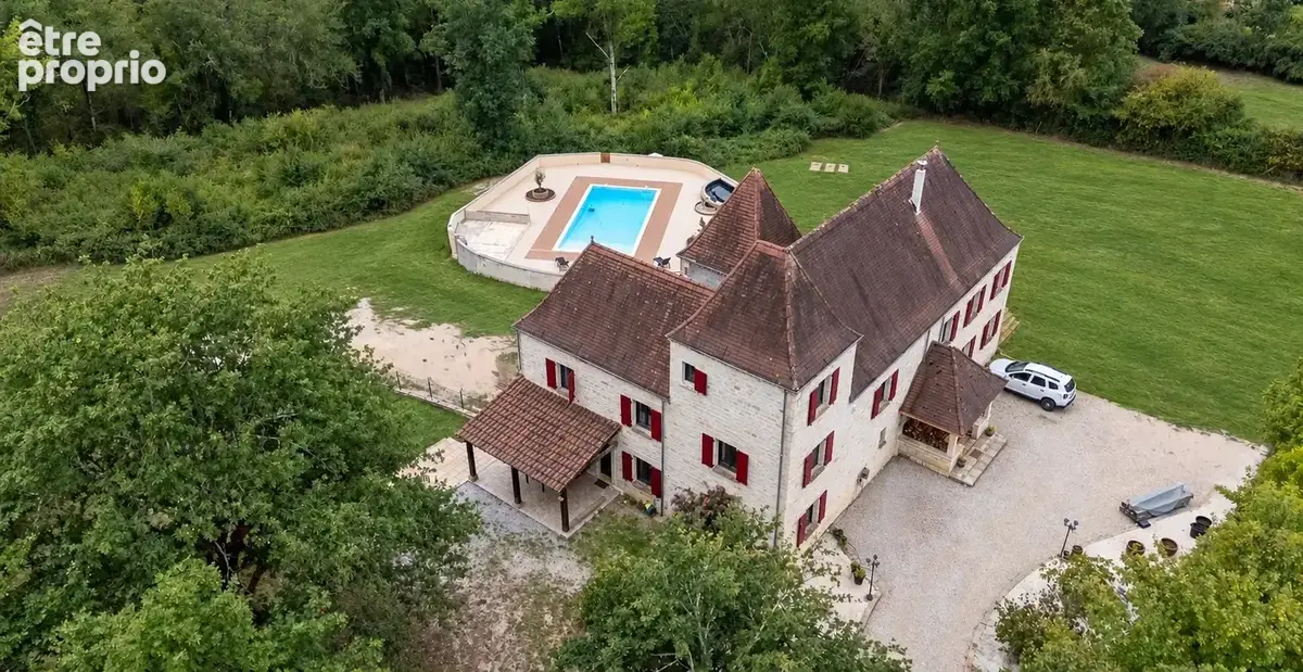 Propriété de 10 chambres avec logements indépendants et piscine chauffée – Gourdon - photo 20
