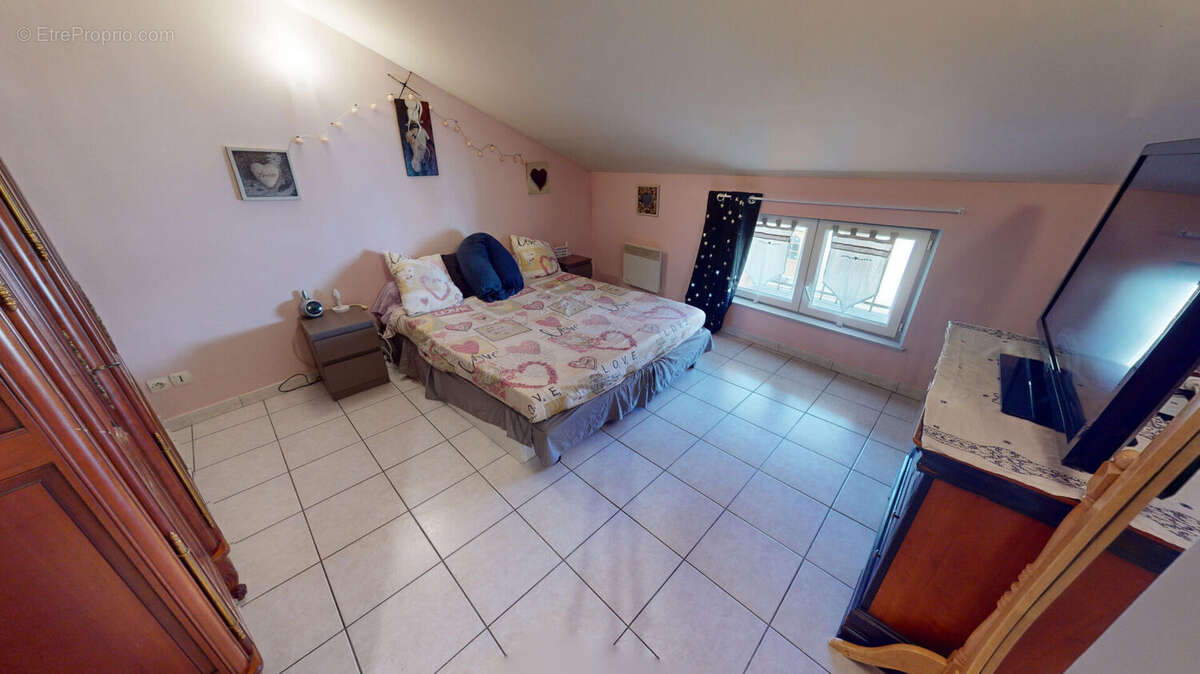 Appartement à LAGNIEU