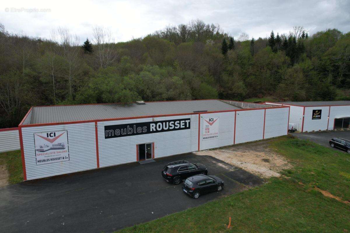 local commercial avec nombreuses possibilités - photo 2
