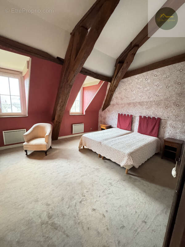 Maison à VOULX