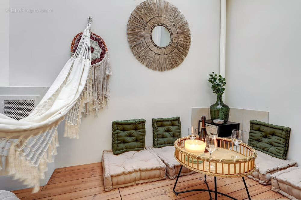 Appartement à PARIS-10E