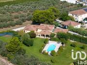 Photo 1 - Maison à GIGNAC-LA-NERTHE