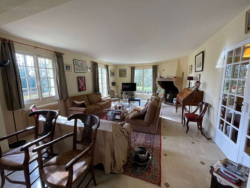 Maison à NOGENT-LE-ROI