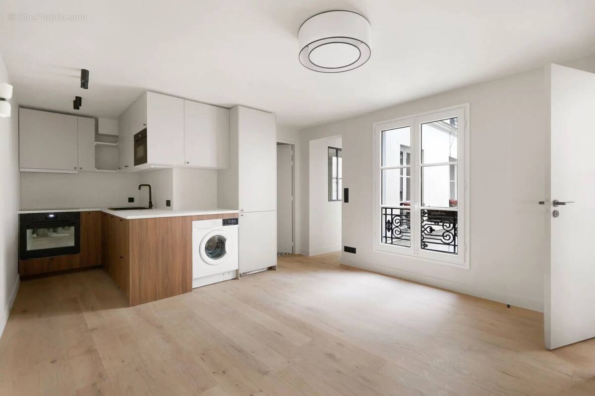 Appartement à PARIS-4E