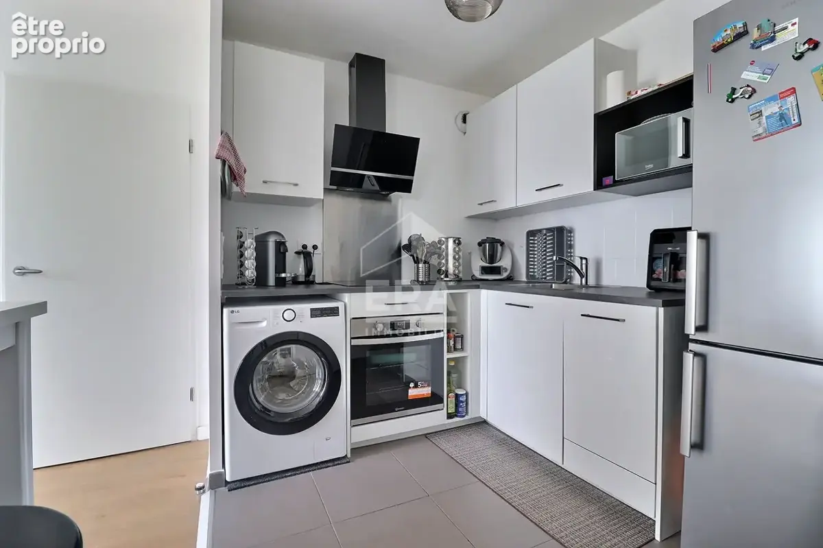 Appartement Colombes 3 pièces de 65 m² avec balcon et parking - Colombes (secteur Gare du Stade) - photo 4