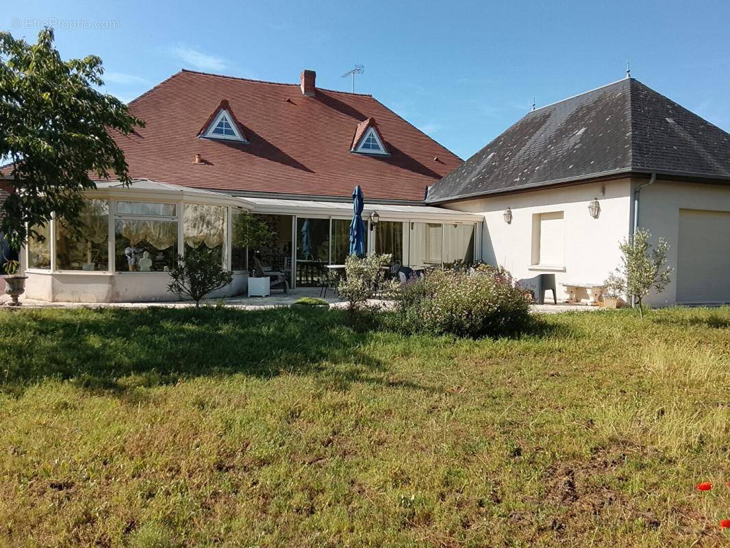 Maison à BUZANCAIS