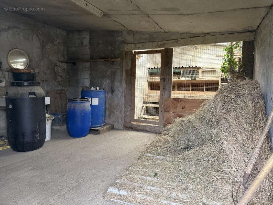 Parking à LA JUBAUDIERE