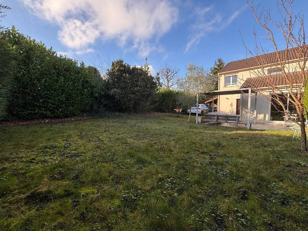 Maison à SAINT-GERMAIN-LES-CORBEIL