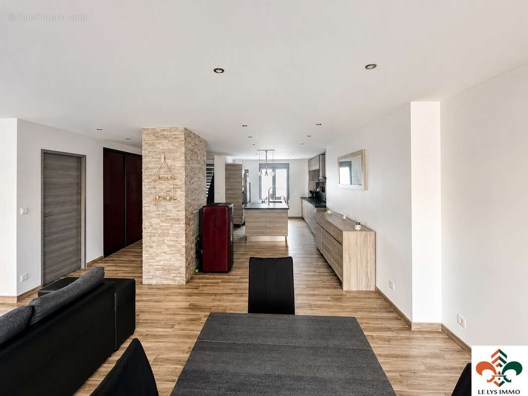 Maison à SUIPPES