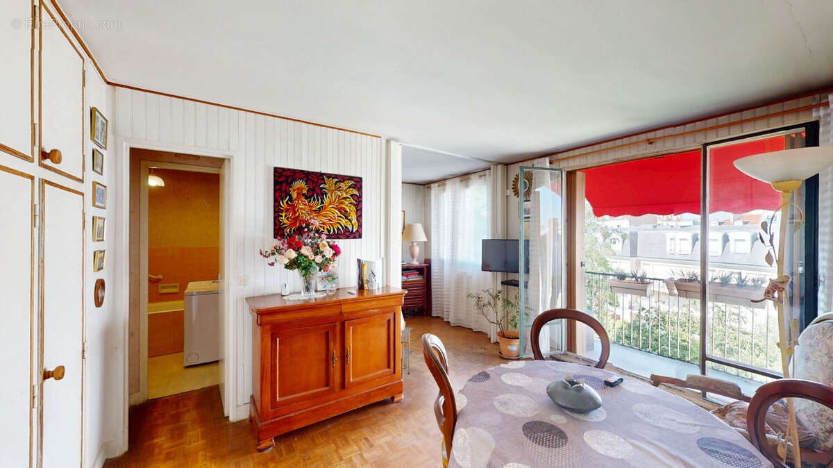 Appartement à MAISONS-ALFORT