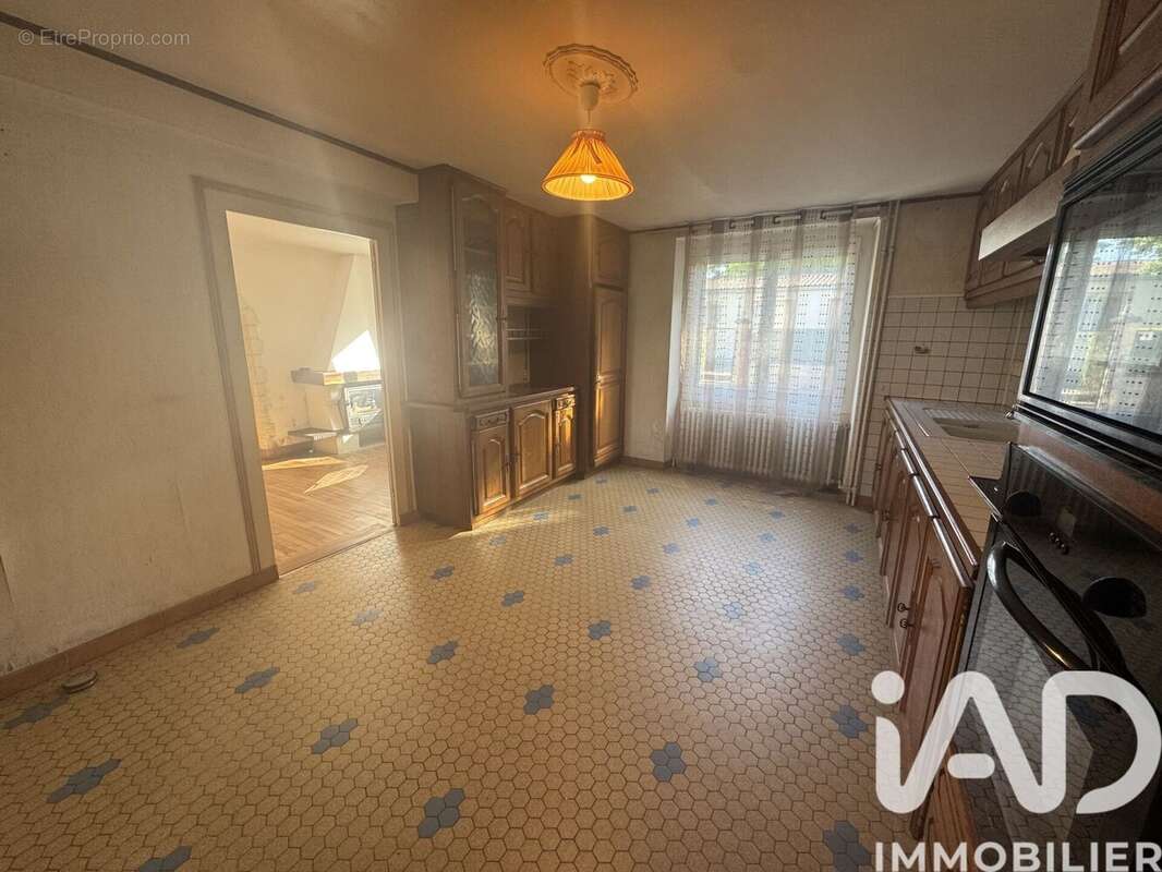 Photo 3 - Maison à VERRUE