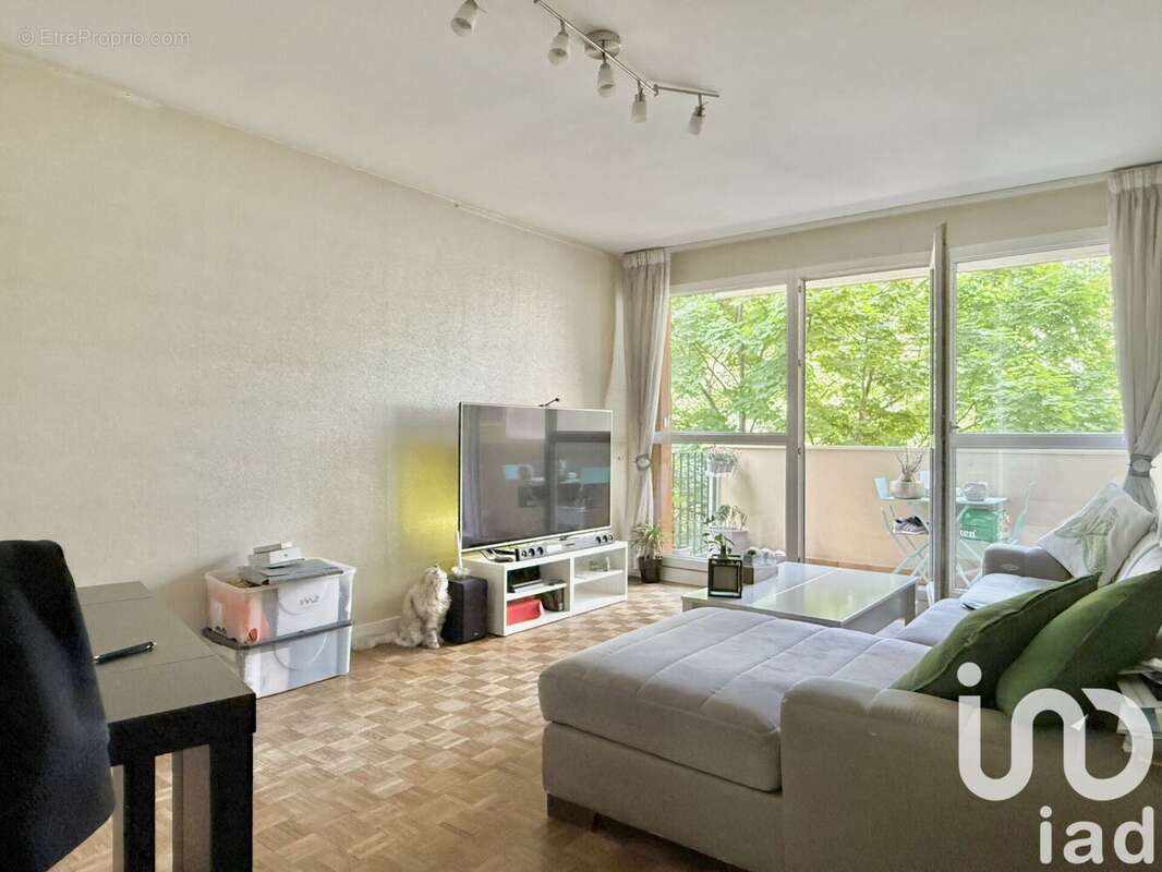 Photo 3 - Appartement à SAVIGNY-SUR-ORGE