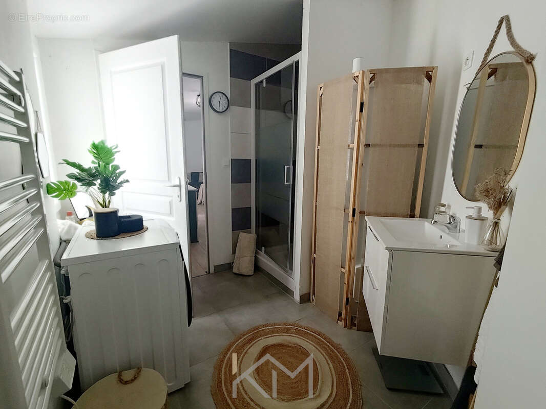 Appartement à ITEUIL