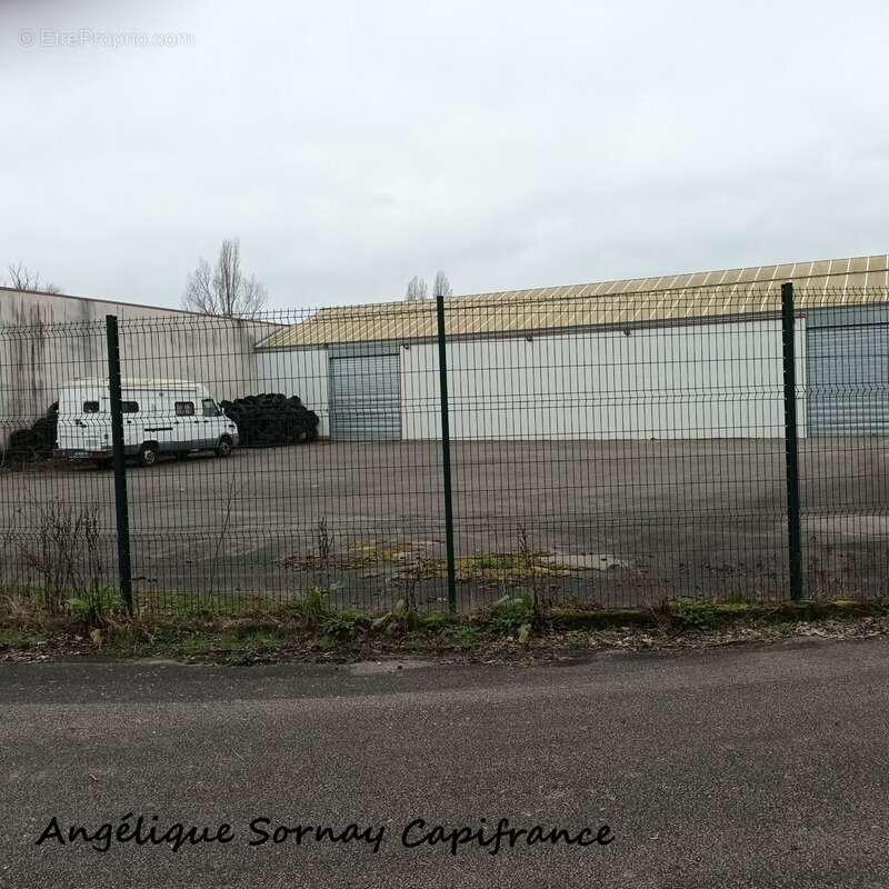 Commerce à BLETTERANS