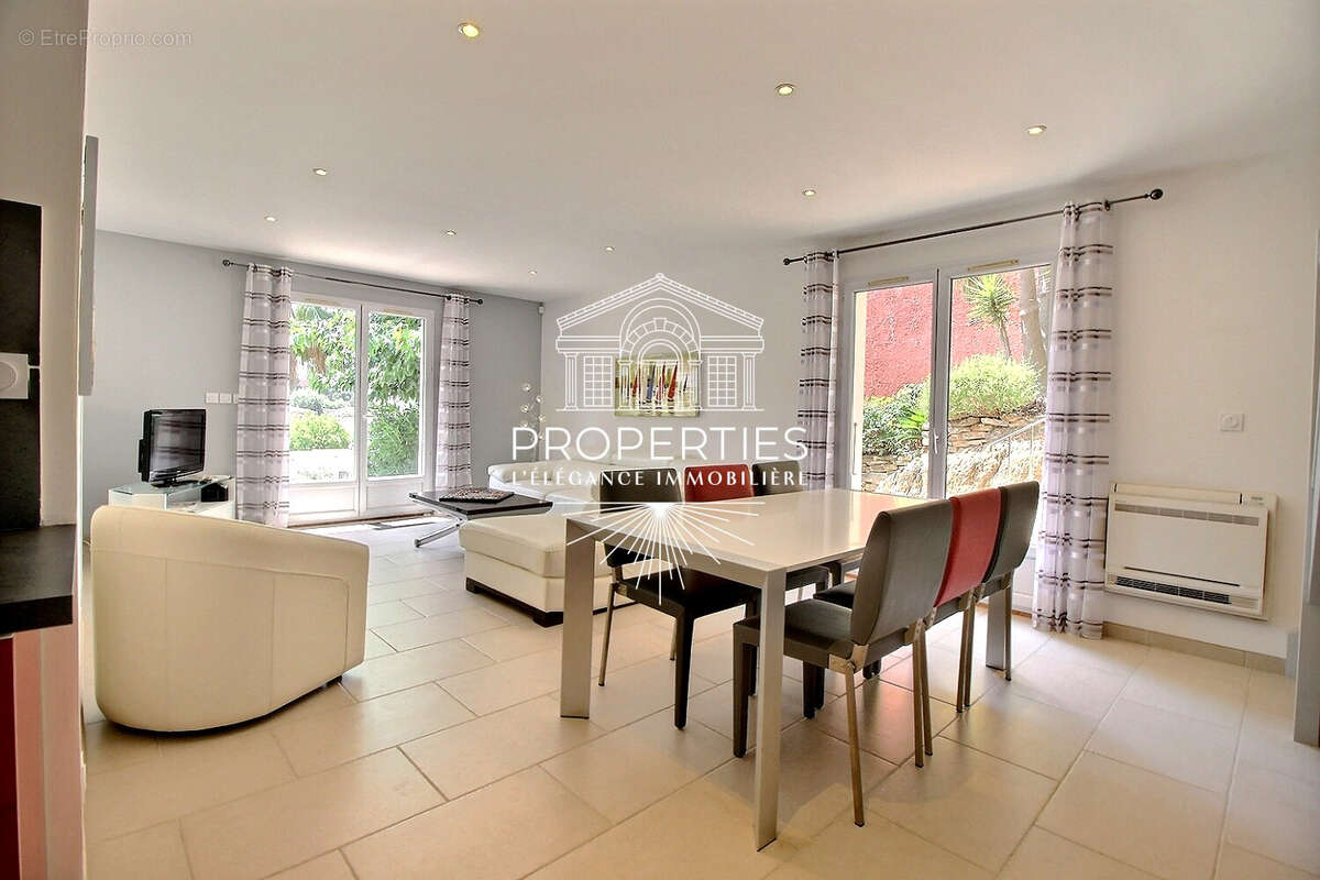 Bormes - maison 88m² + dépendance 20m² - 3 chambres - piscine - photo 2
