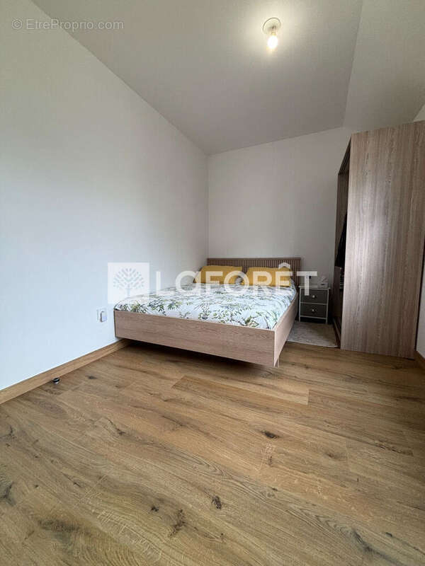 Appartement à LAMORLAYE