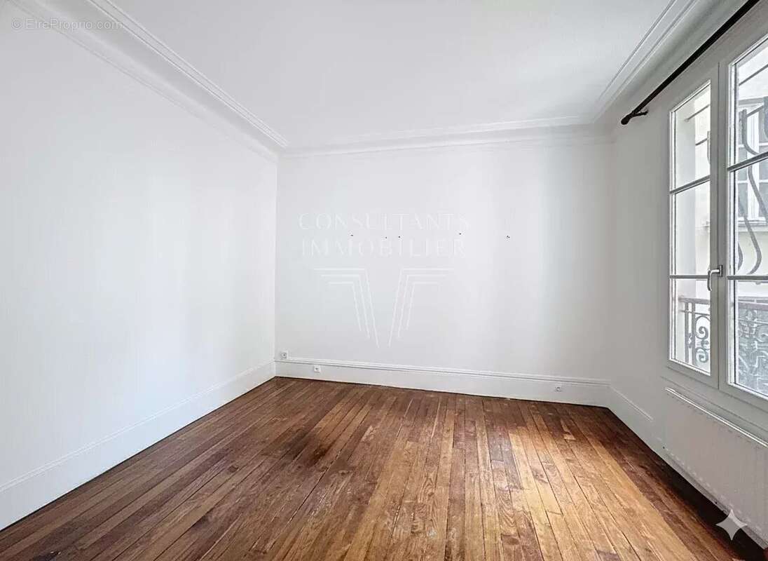 Appartement à PARIS-6E