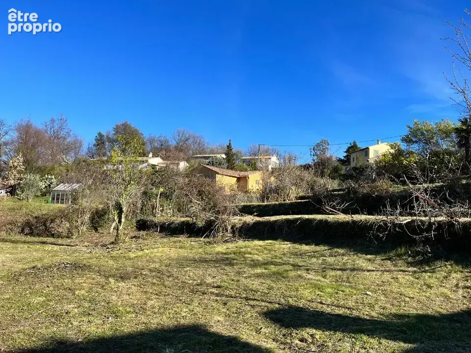 Terrain 955 m² à Vence  - photo 2
