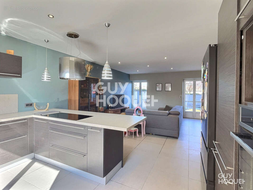 Appartement à CRAPONNE