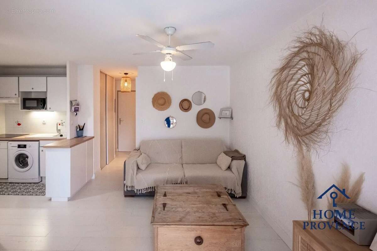 Appartement 3 Pièces - Rénové & Meublé - Six-Fours-les-Plages - photo 7