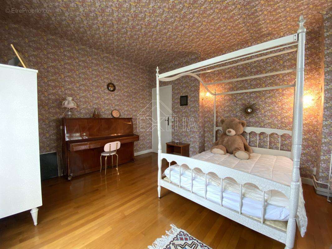 Maison à ROSNY-SUR-SEINE