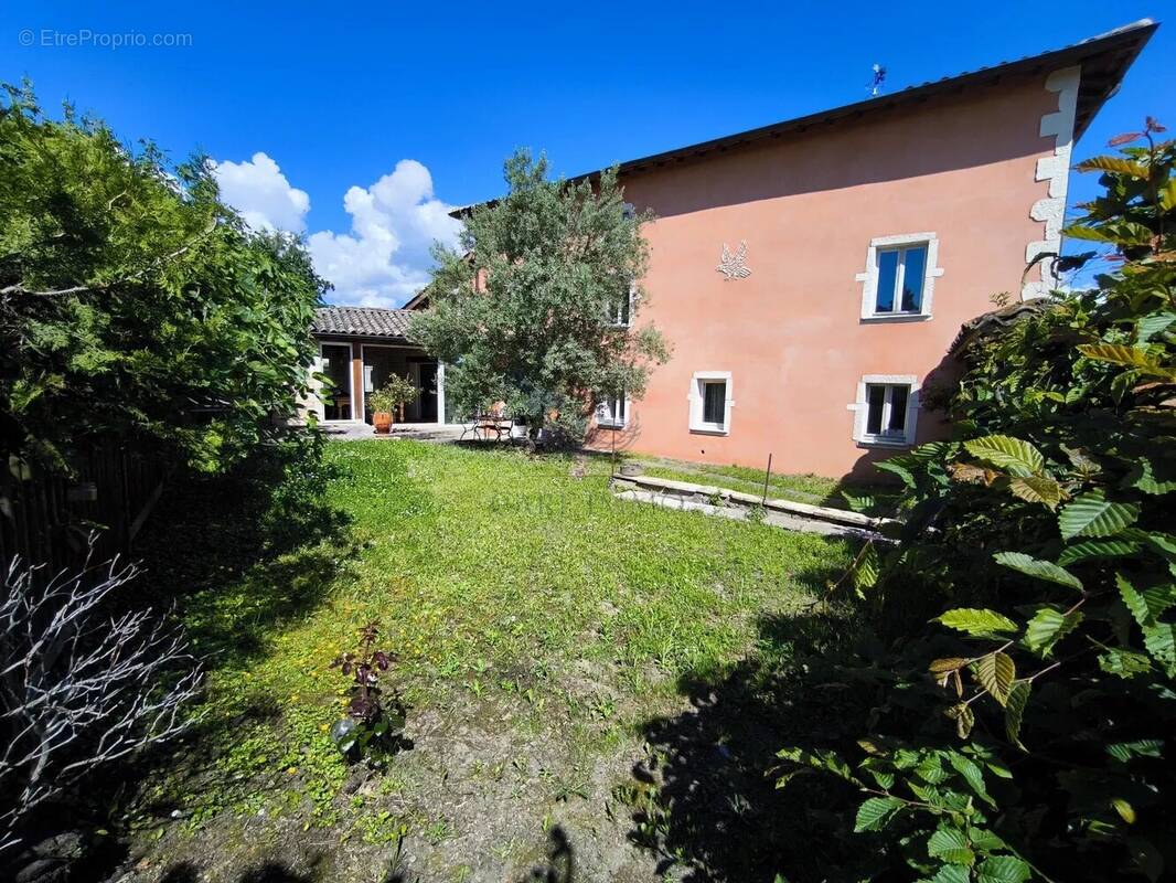 Maison à VILLEFRANCHE-SUR-SAONE