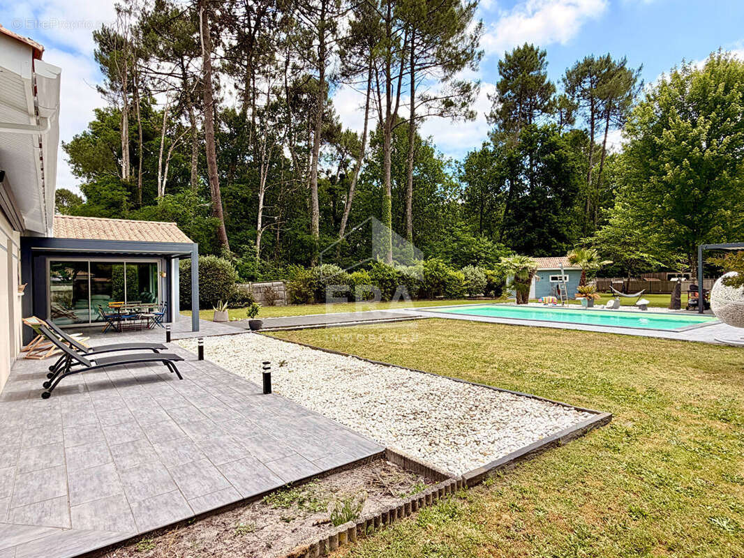 Maison 168m² à saint-magne - photo 2