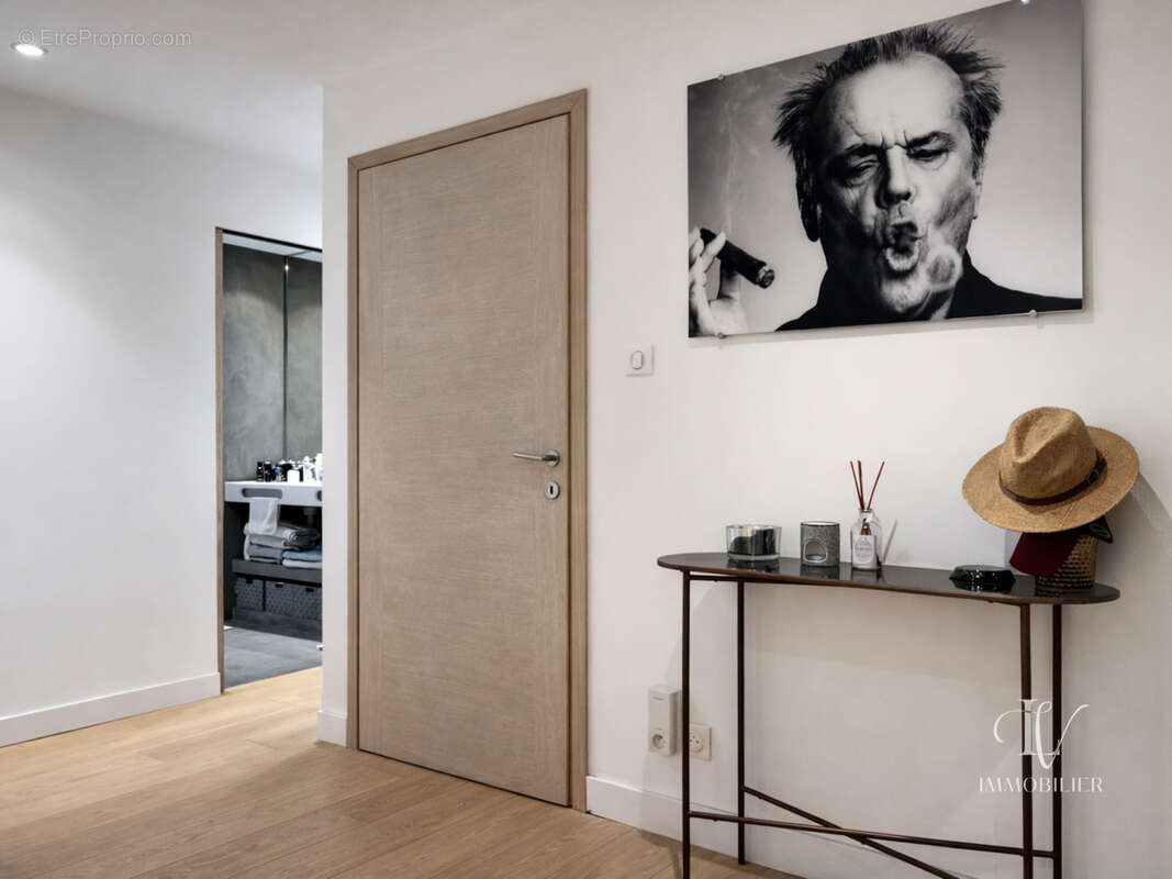 Appartement à AMBILLY