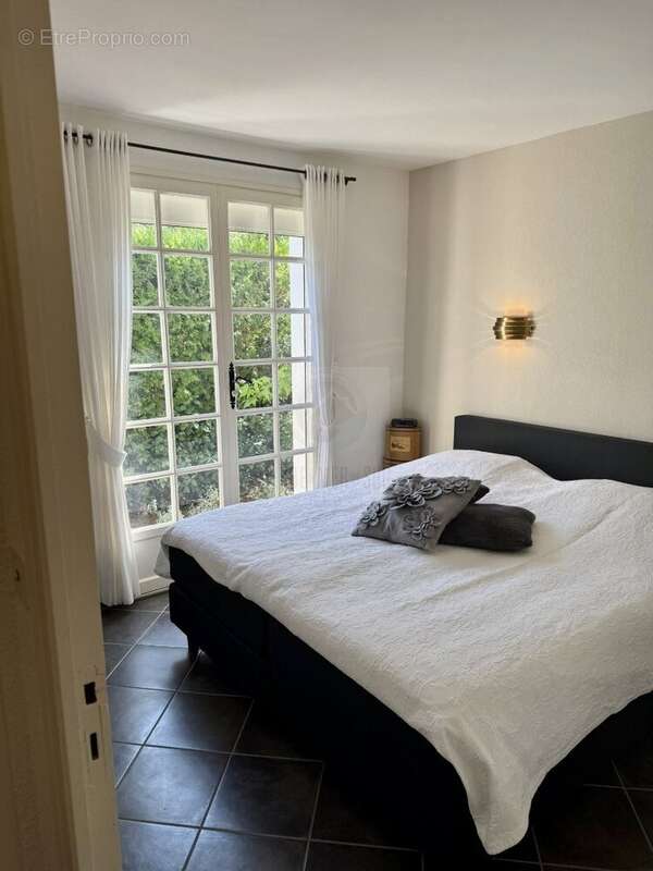 Maison 98 m² à Agde  - photo 11