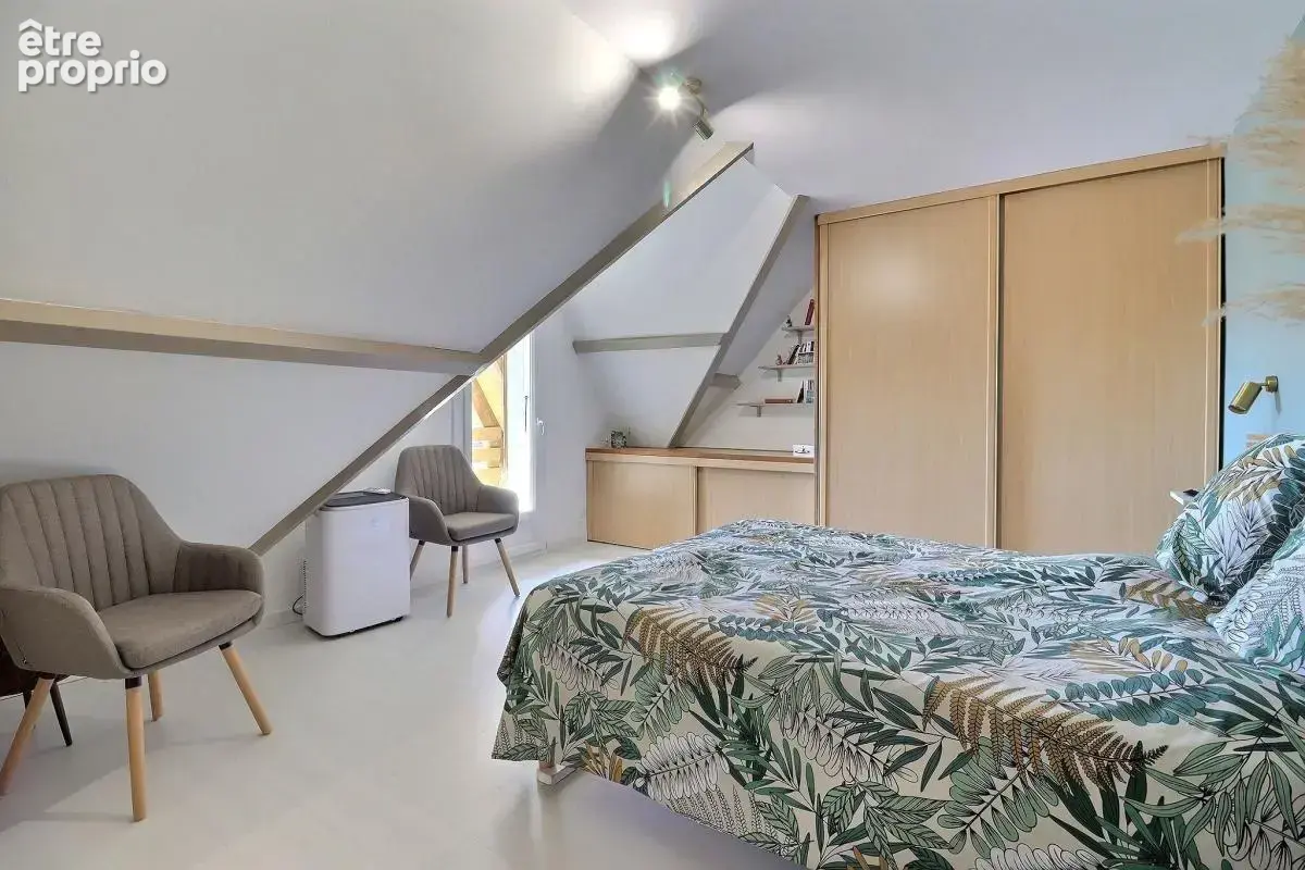 GENLIS HUCHEY - Maison sur sous-sol complet - photo 7