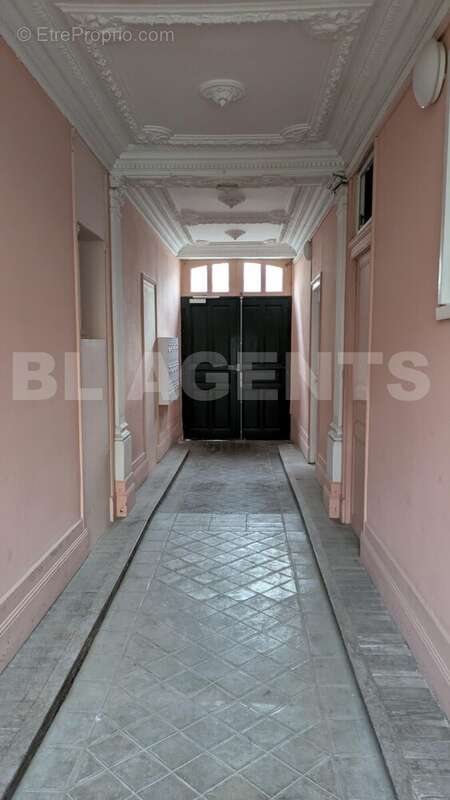 Hall d&#039;entrée - Appartement à PAU